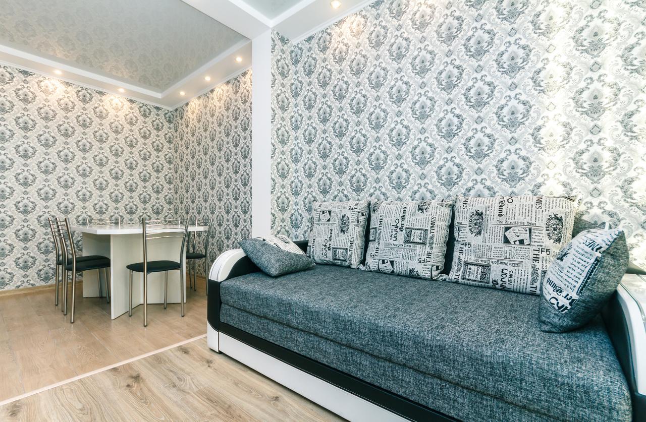 Apartamento Flatrent Drahomanova 2A Kiev Exterior foto