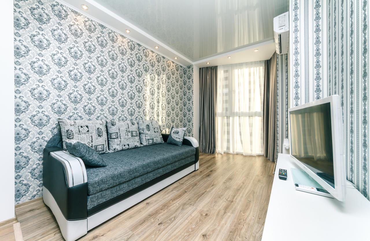 Apartamento Flatrent Drahomanova 2A Kiev Exterior foto